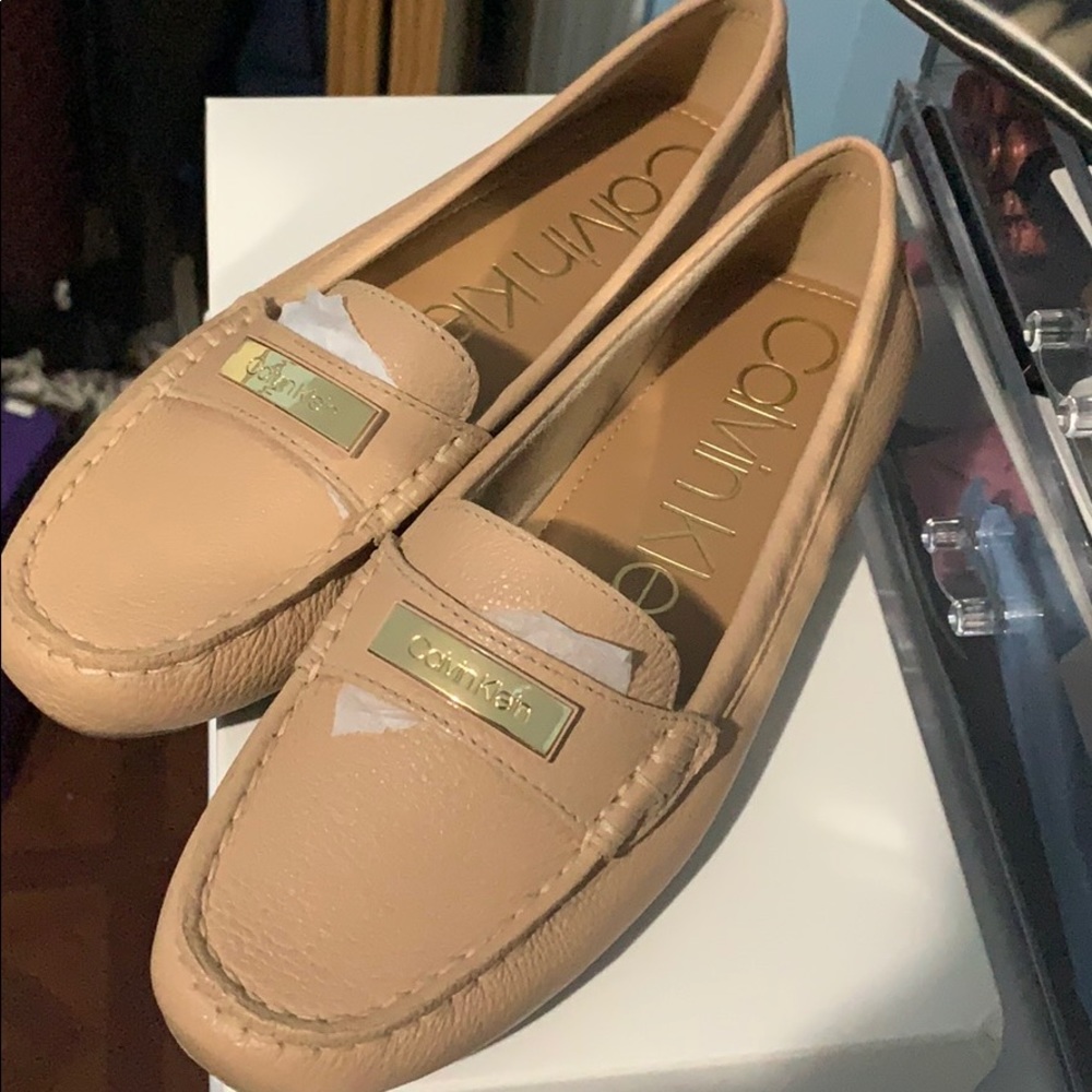 Leta Pebble Grain Calvin Klein Flats